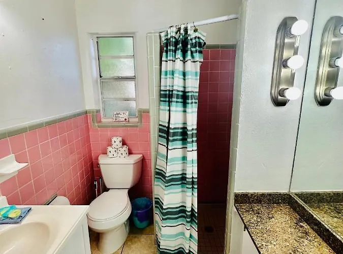 Blue Water Beachside 4 *