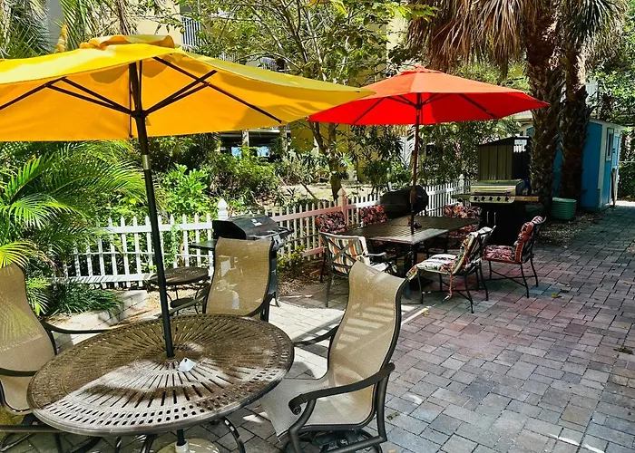 Blue Water Beachside 4 *